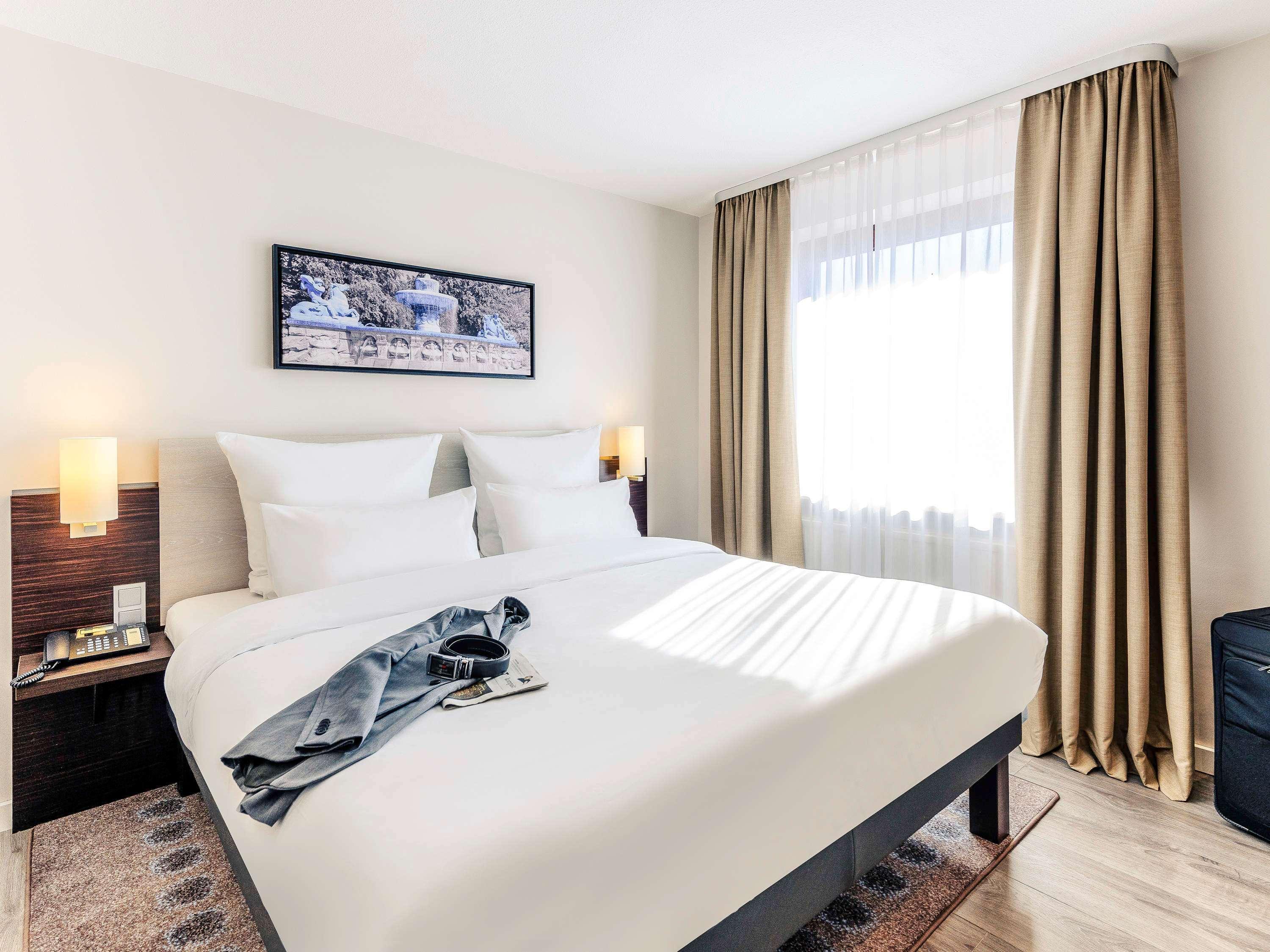 Mercure Hotel Muenchen Sued Messe Exterior foto