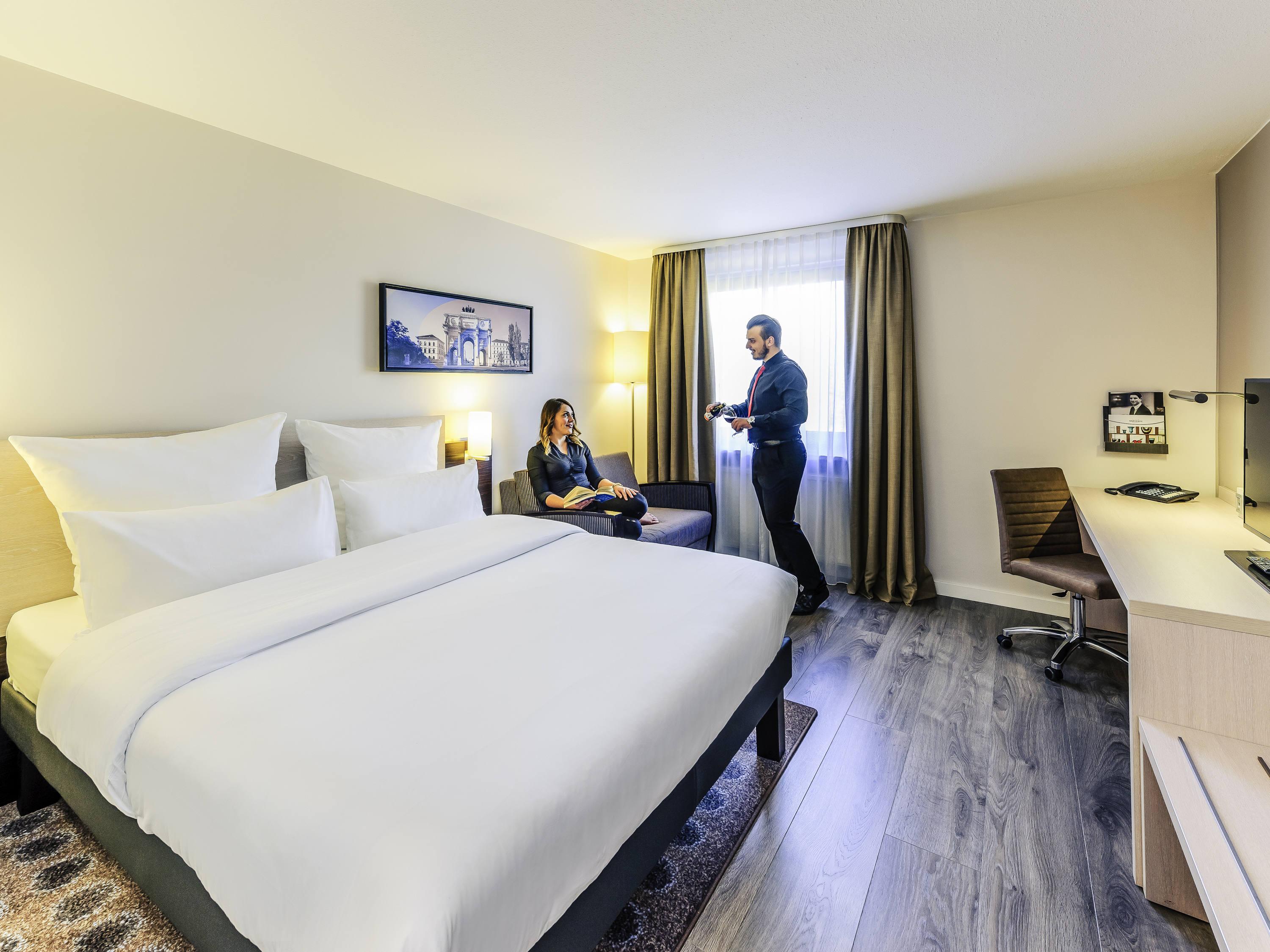 Mercure Hotel Muenchen Sued Messe Exterior foto