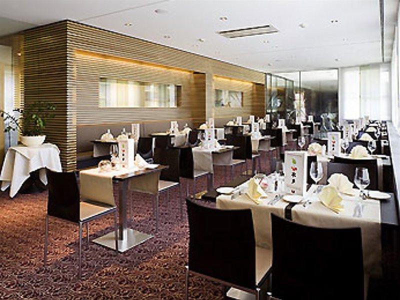 Mercure Hotel Muenchen Sued Messe Exterior foto
